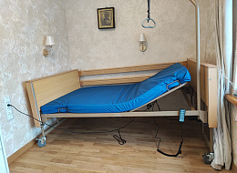 Медицинская кровать NV5HOMEL широкая (ложе 120 см.)